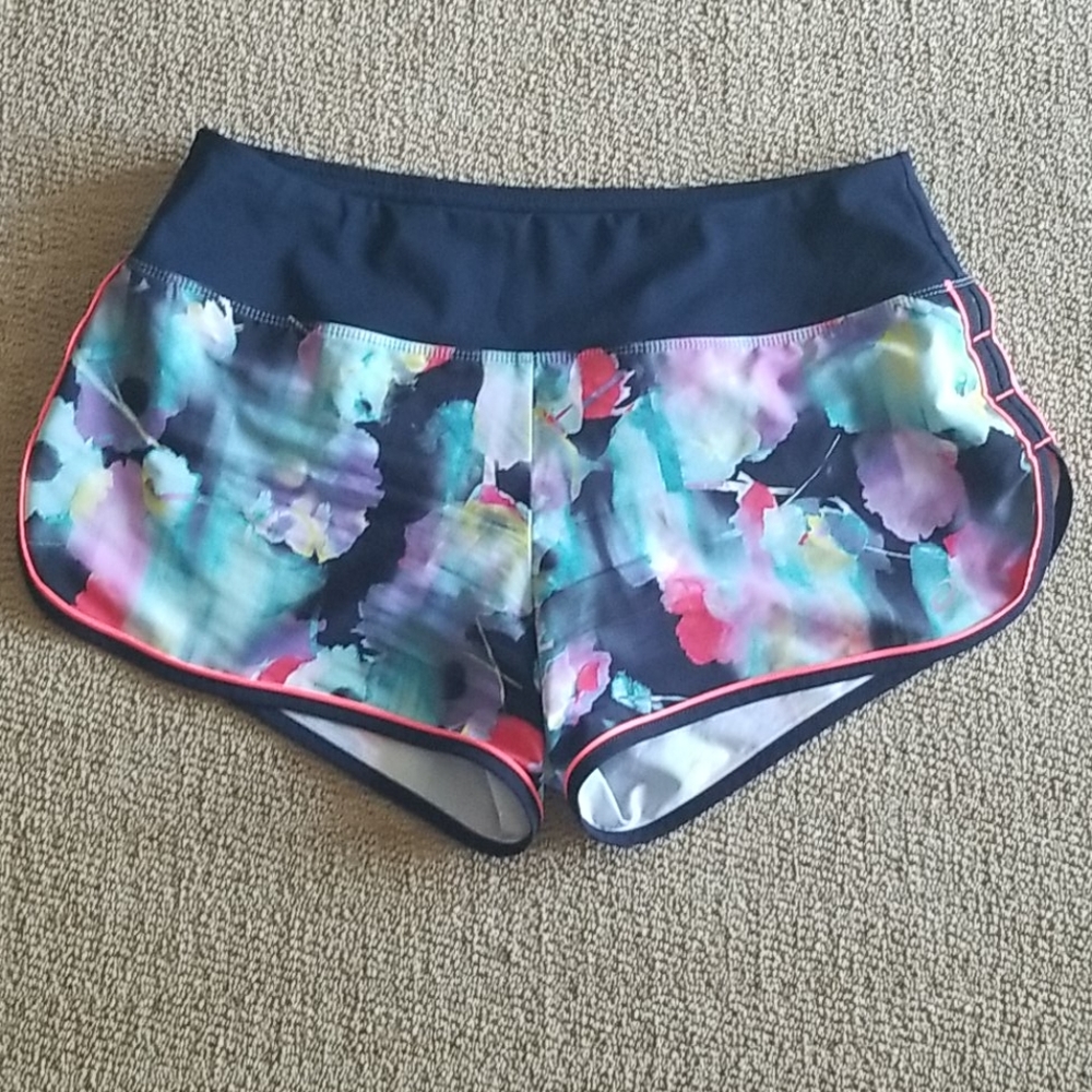 Running shorts